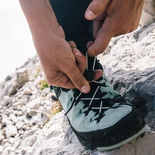 AKU Rock Womens DFS Gore Tex Jade Black