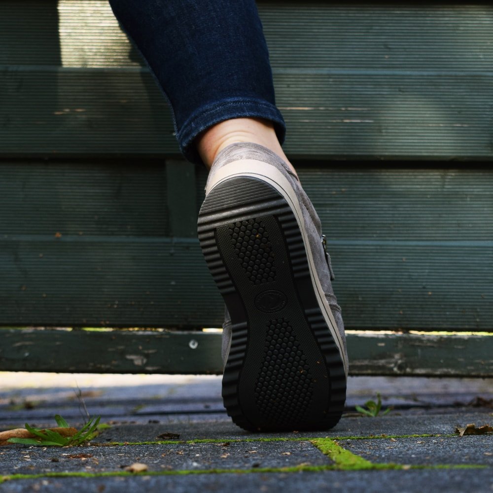 Minfot Cloe Sneaker Lynlås Ruskind Taupe