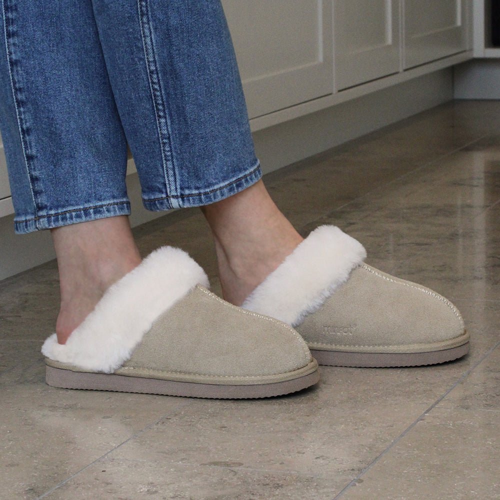 Minfot Hjemesko Fåreskind Slip-on Duved med sål Sand