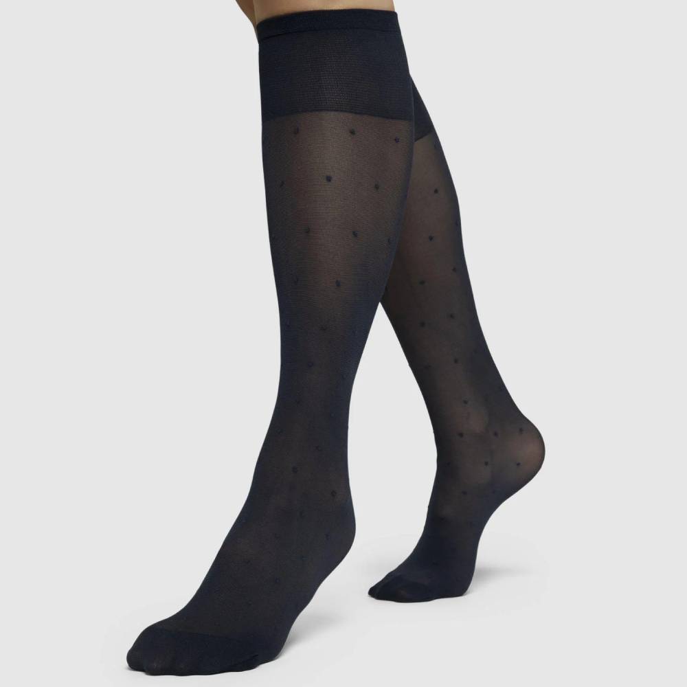 Swedish Stockings Nylonstrømper Knæ Doris Dots prikket 40 DEN sort 1-pak