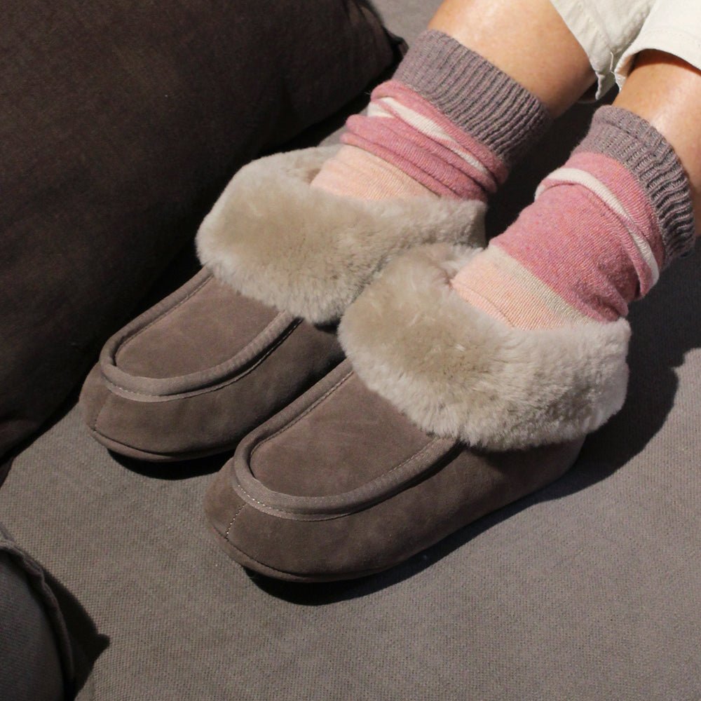 Minfot Fåreskinds Hjemmesko Hemse med såle Taupe