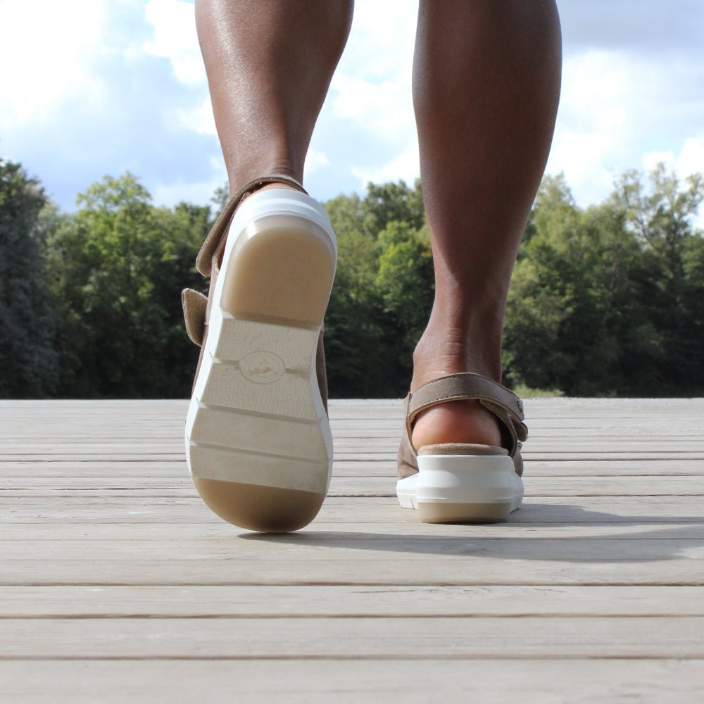 Minfot Sandal Komfort Bea Hælrem Stretch Ruskind Beige