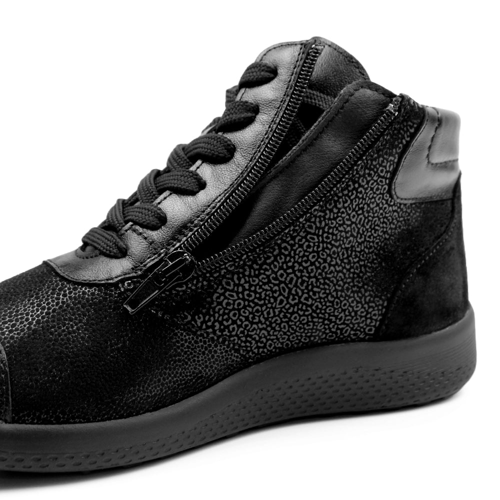 Minfot Way Høy Sneaker Bred Stretch Sort