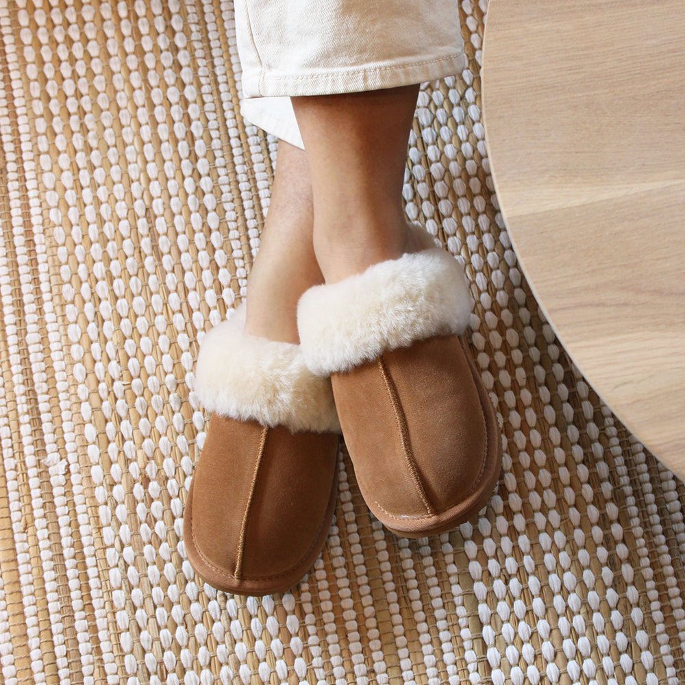 Minfot Fåreskinds Hjemmesko Slip-on Duved med såle Caramel