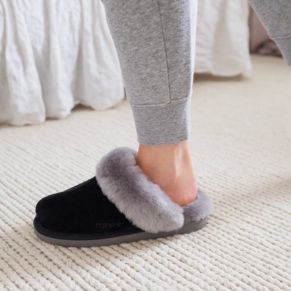 Minfot Hjemmesko Fåreskind Slip-on Duved med sål Sort