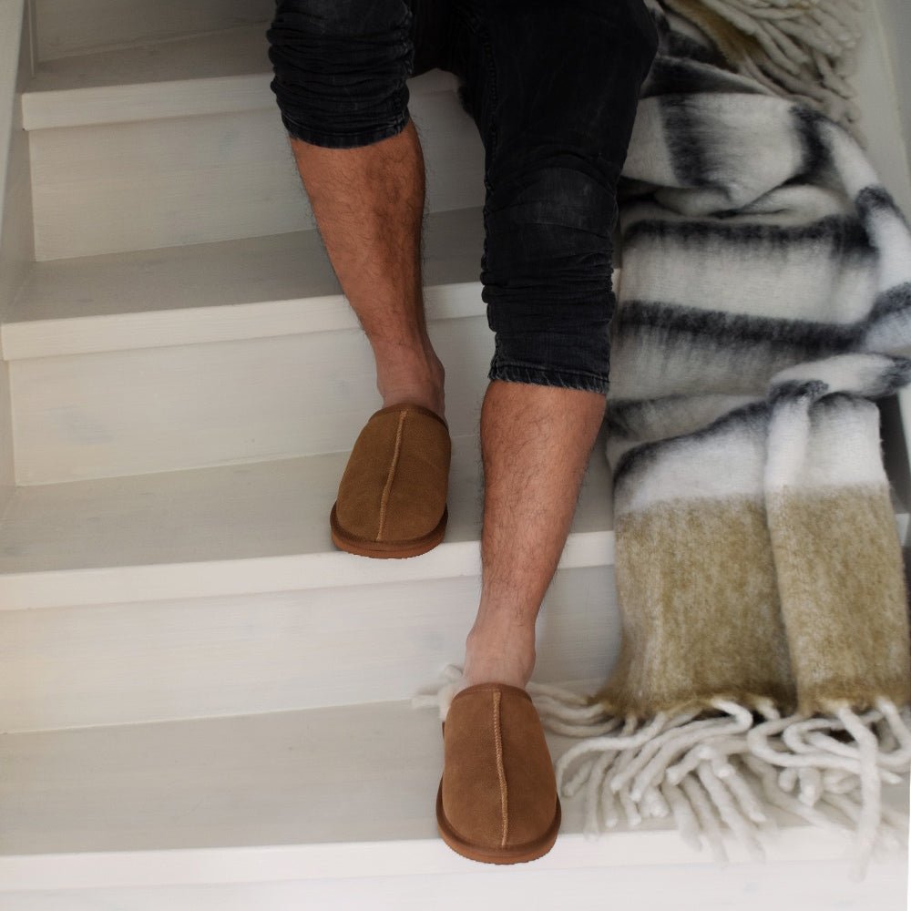 Minfot Hjemmesko Fåreskind Slip-on Orust med sål Chestnut