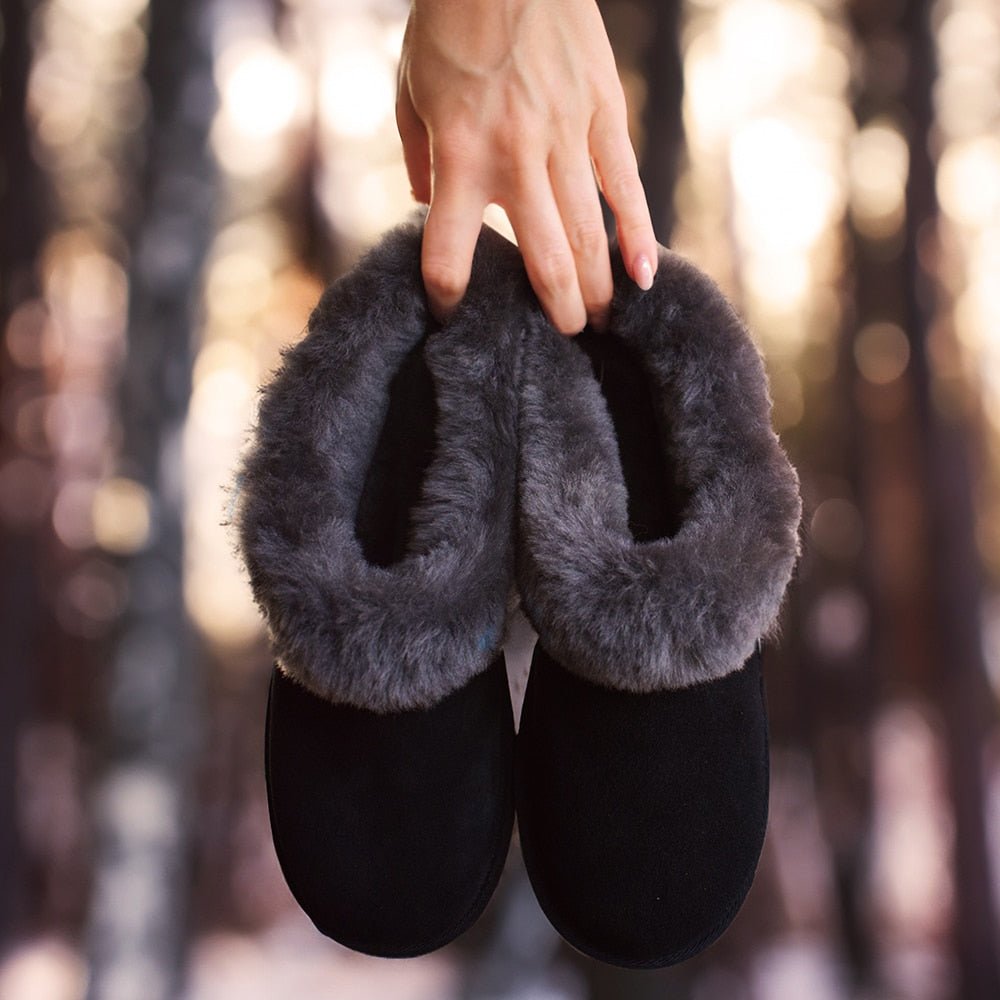 Minfot Hjemmesko Fåreskind Bergen med Sål Sort