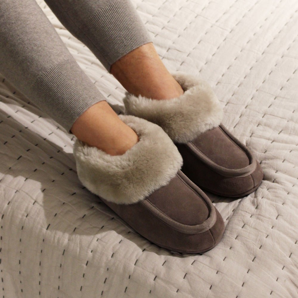 Minfot Fåreskindstøfler Sunne Taupe Ruskind