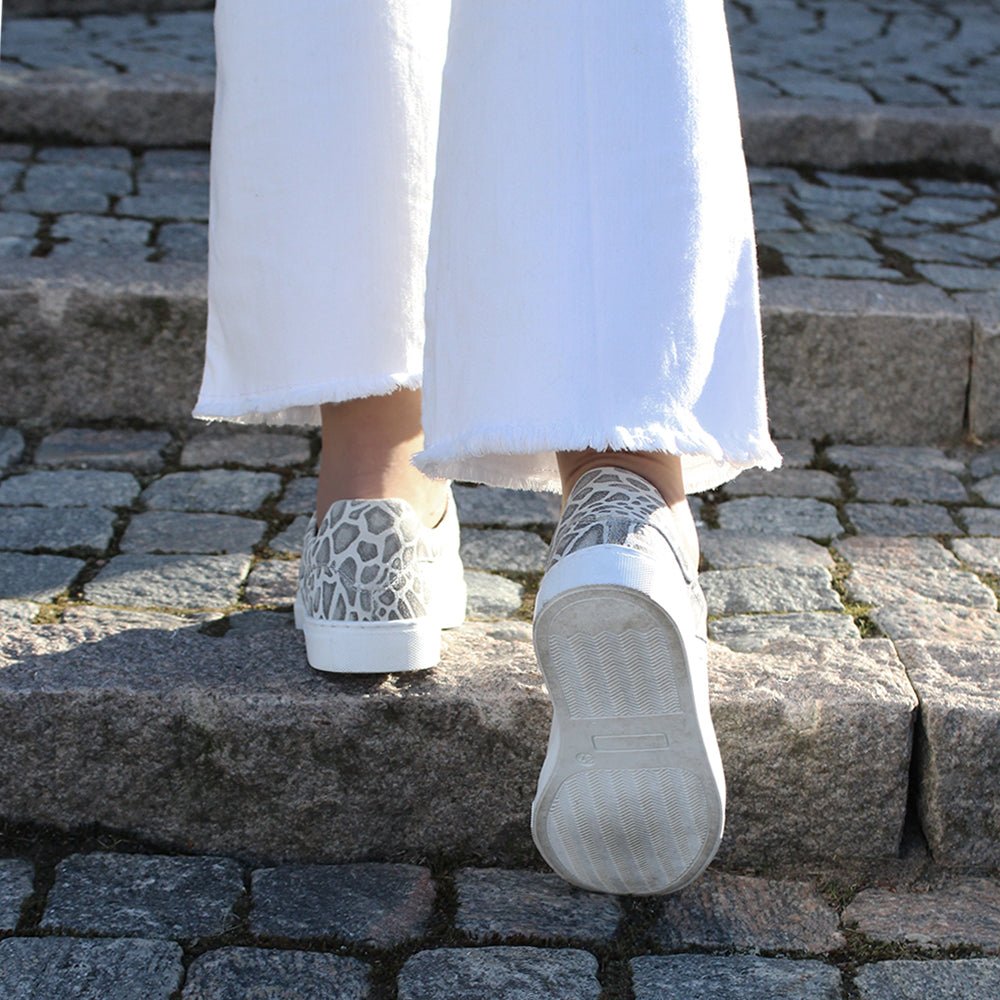 Minfot Comfort Sneakers Skinn Leopard Hvid