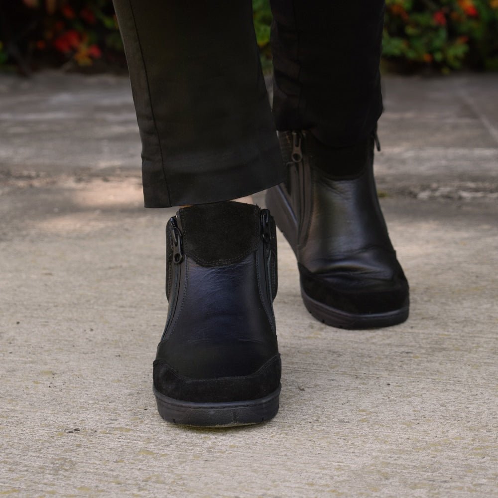 Minfot Hilma Boots med Lynlås TEX-membran Sort