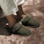 Minfot Fåreskinds Hjemmesko Slip-on Duved med såle Mørk Olivengrøn