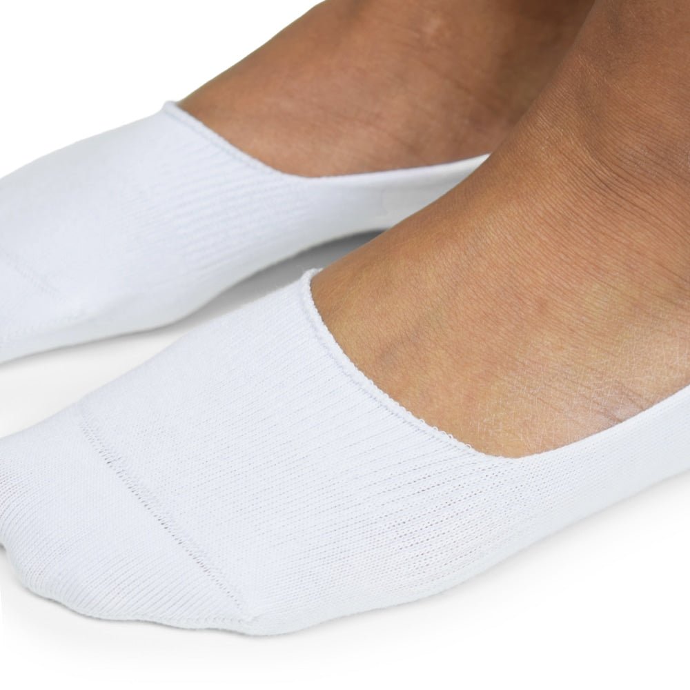 osynliga-strumpor-vita-minfot