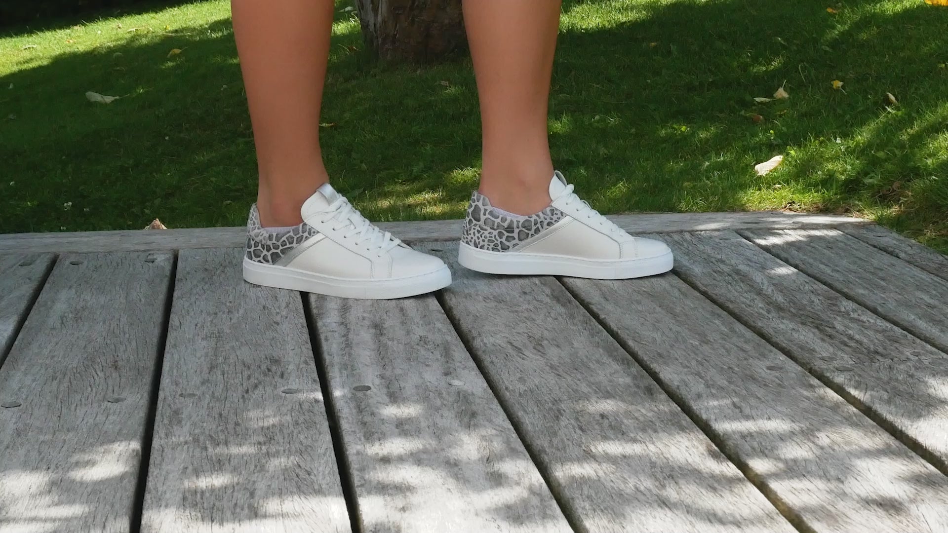 Minfot Comfort Sneakers Skinn Leopard Vit