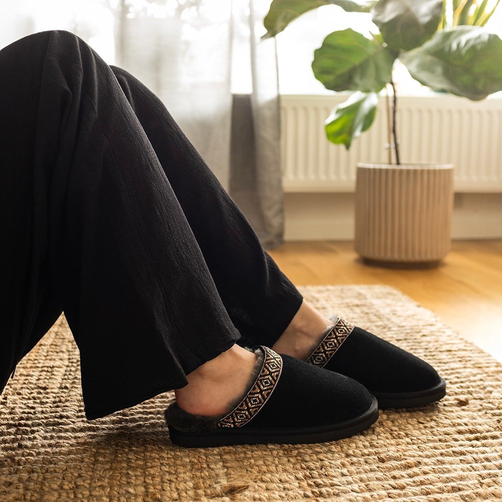 Minfot Fåreskind Hjemmesko Slip-on Myre med Sål Sort