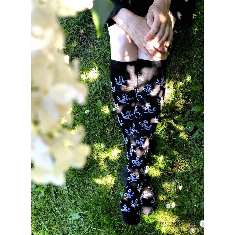 SupCare Støttestrømper Bambus Black White Flower