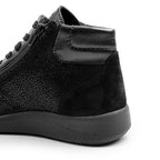 Minfot Way Høy Sneaker Bred Stretch Sort